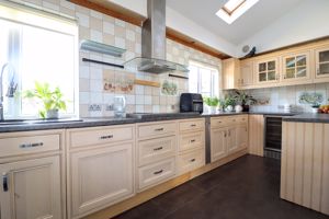 Kitchen- click for photo gallery